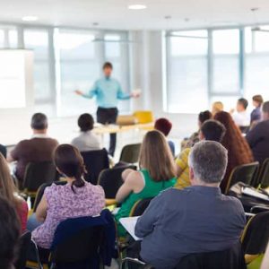 companymeeting-min Okrogla miza; študijski krožek Učimo se domoljubja in demokracije